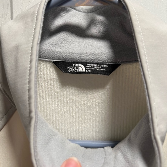 North Face Jacket - Picture 2 of 2